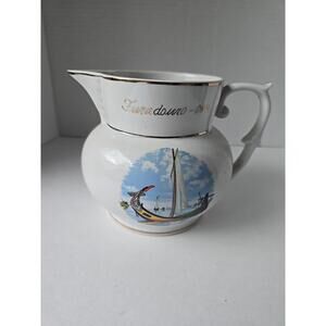 Furadouro-ovan Portugal Pitcher